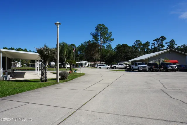 $99,000 | 1074 Front Street, Unit 108, Welaka, FL 32193