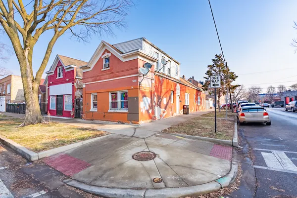 $265,000 | 2859 South Homan Avenue, Chicago, IL 60623