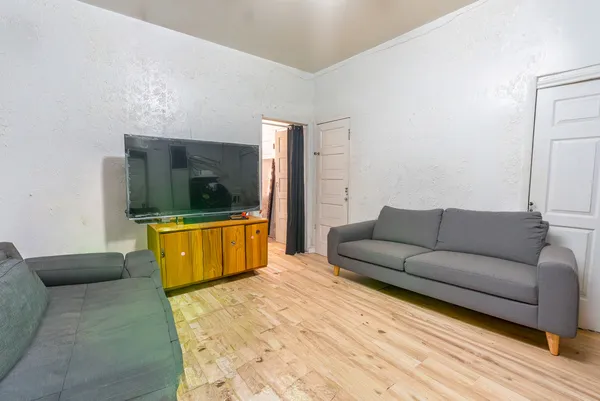 $265,000 | 2859 South Homan Avenue, Chicago, IL 60623