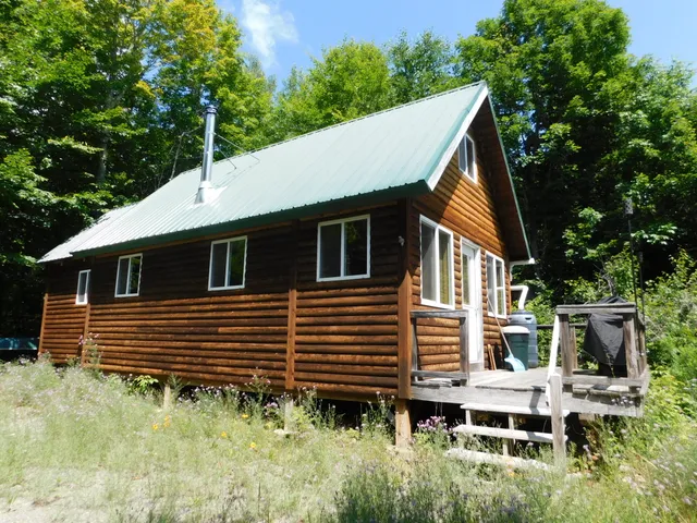 $145,000 | 180 Jackson Pond Road, Concord Township, ME 04920