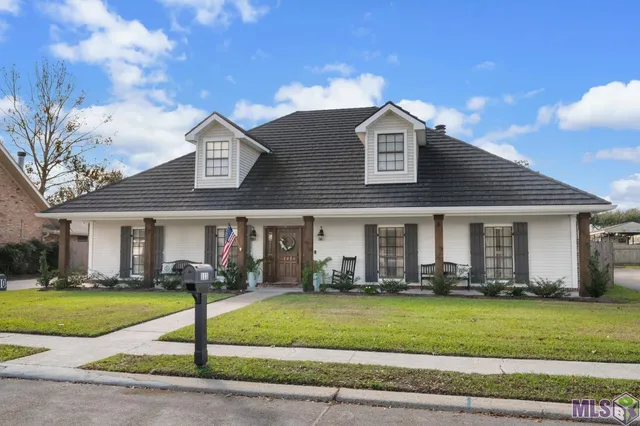 $567,000 | 111 Wellington Drive, Houma, LA 70360