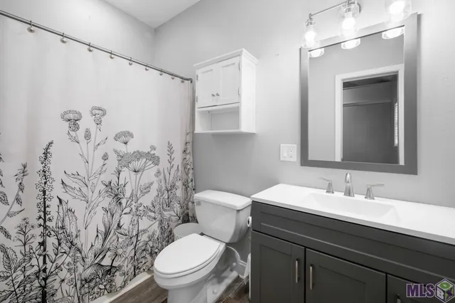 $567,000 | 111 Wellington Drive, Houma, LA 70360