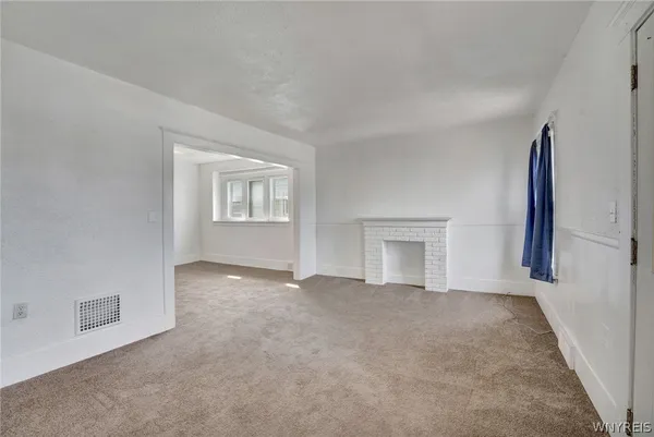 $319,900 | 281 Crestwood Avenue, Buffalo, NY 14216