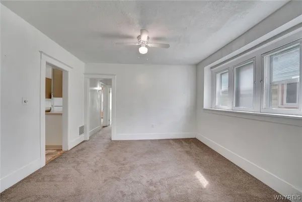 $319,900 | 281 Crestwood Avenue, Buffalo, NY 14216