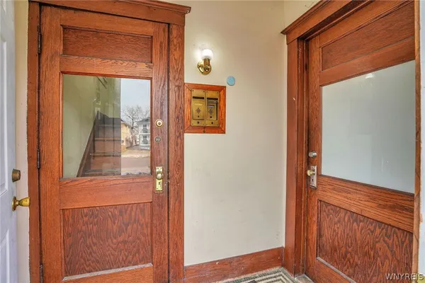 $319,900 | 281 Crestwood Avenue, Buffalo, NY 14216
