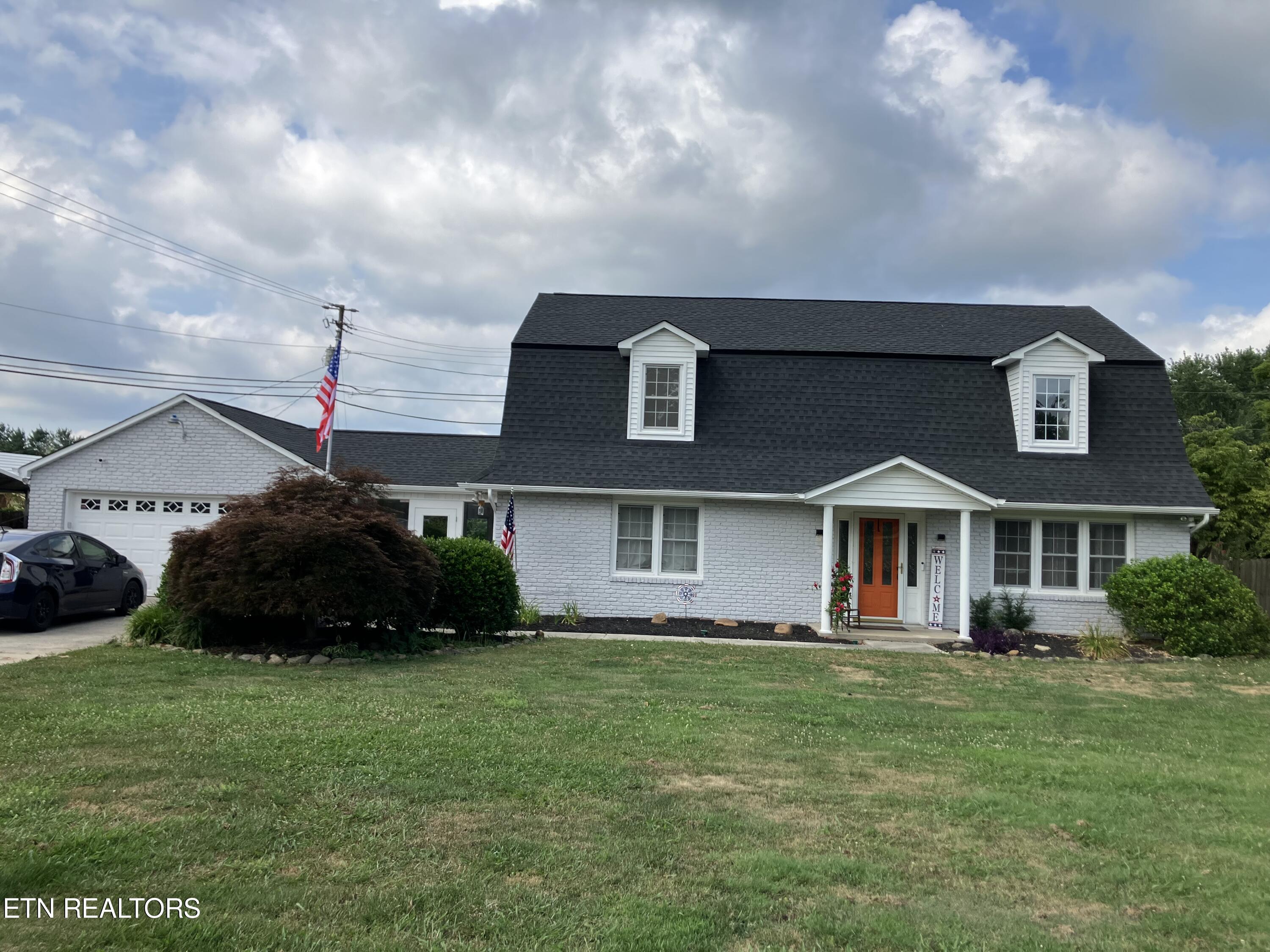 7705 Keswick Road Powell, TN 37849 - Photo 2 of 51 IMG_3475