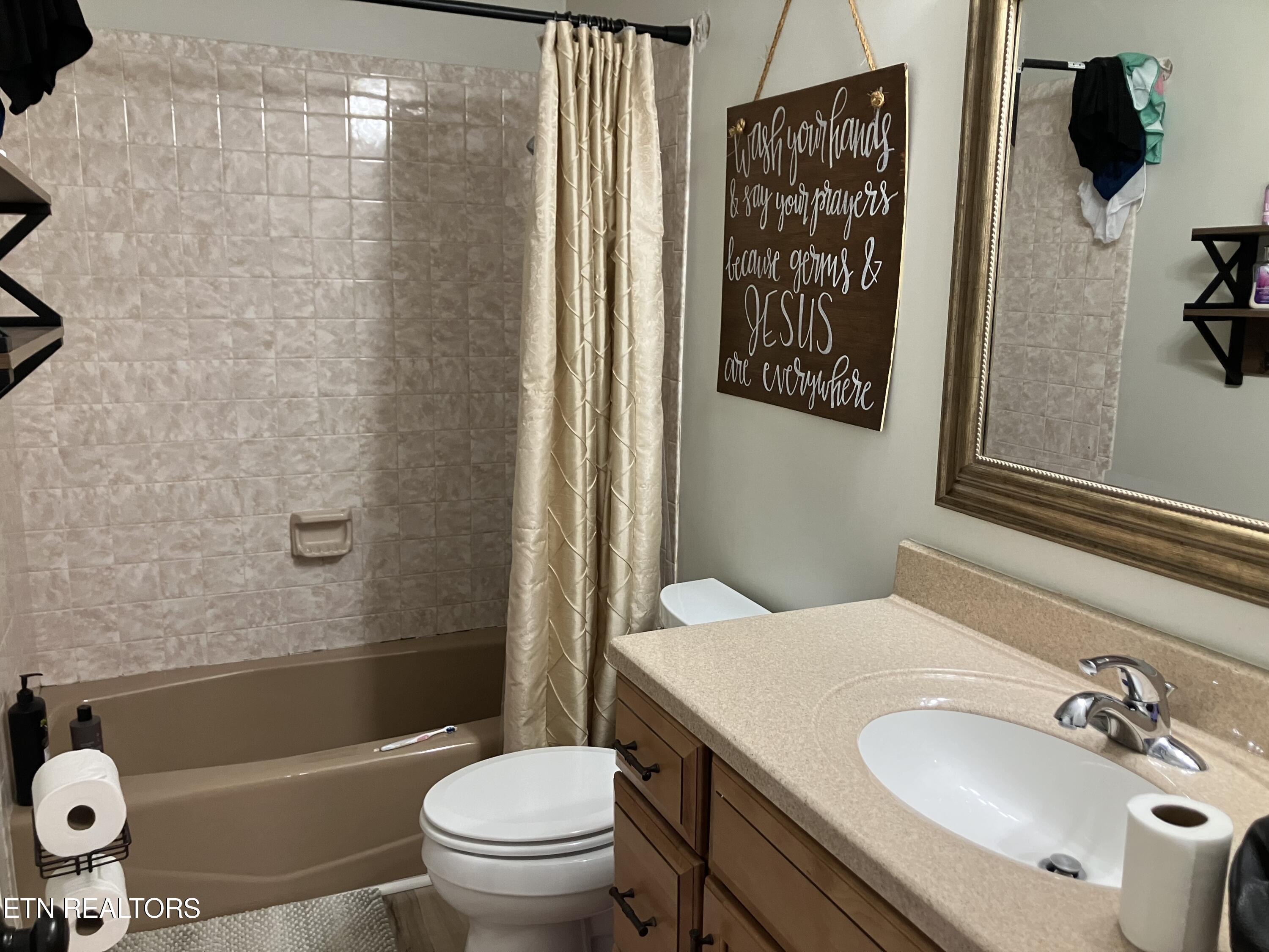 7705 Keswick Road Powell, TN 37849 - Photo 33 of 51 IMG_3444