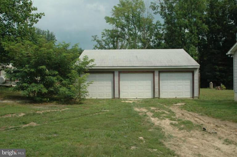 Garage 1