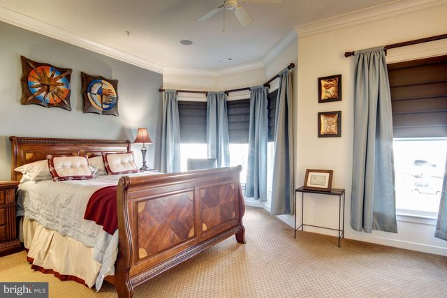 $1,200,000 | 413 I Street Southeast, Washington, DC 20003