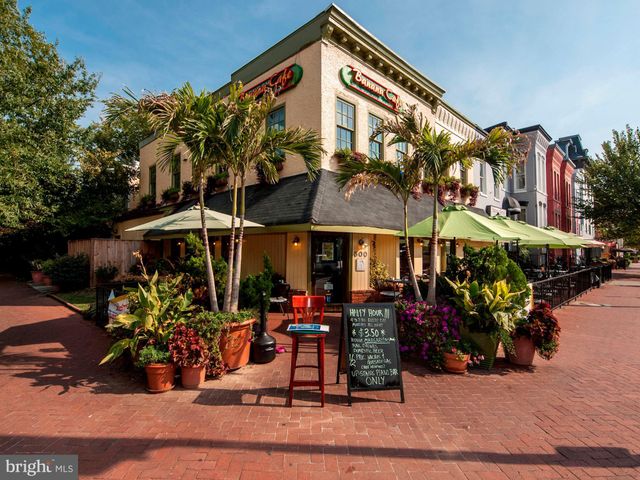 $1,200,000 | 413 I Street Southeast, Washington, DC 20003