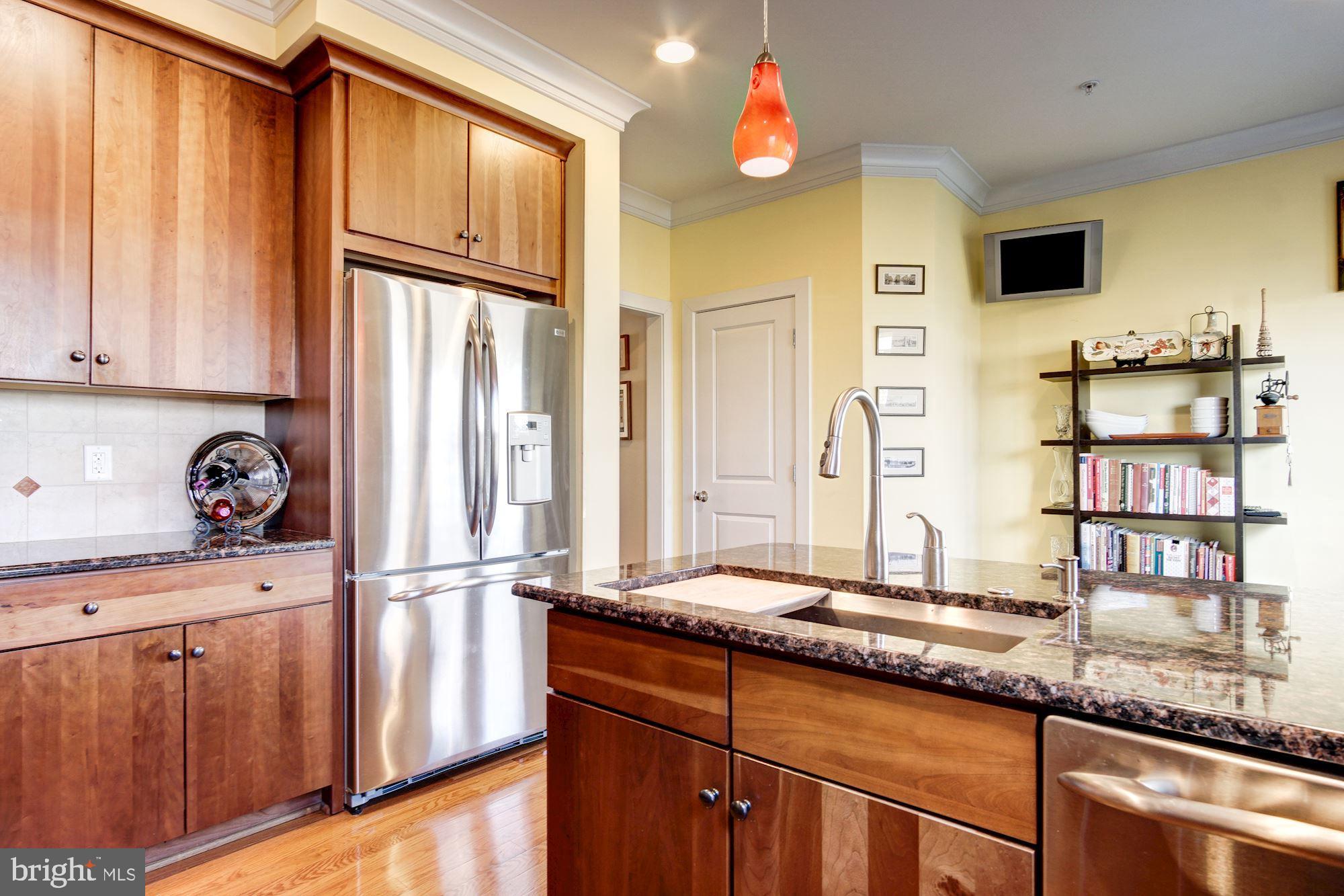 413 I Street Southeast Washington, DC 20003 - Photo 10 of 54