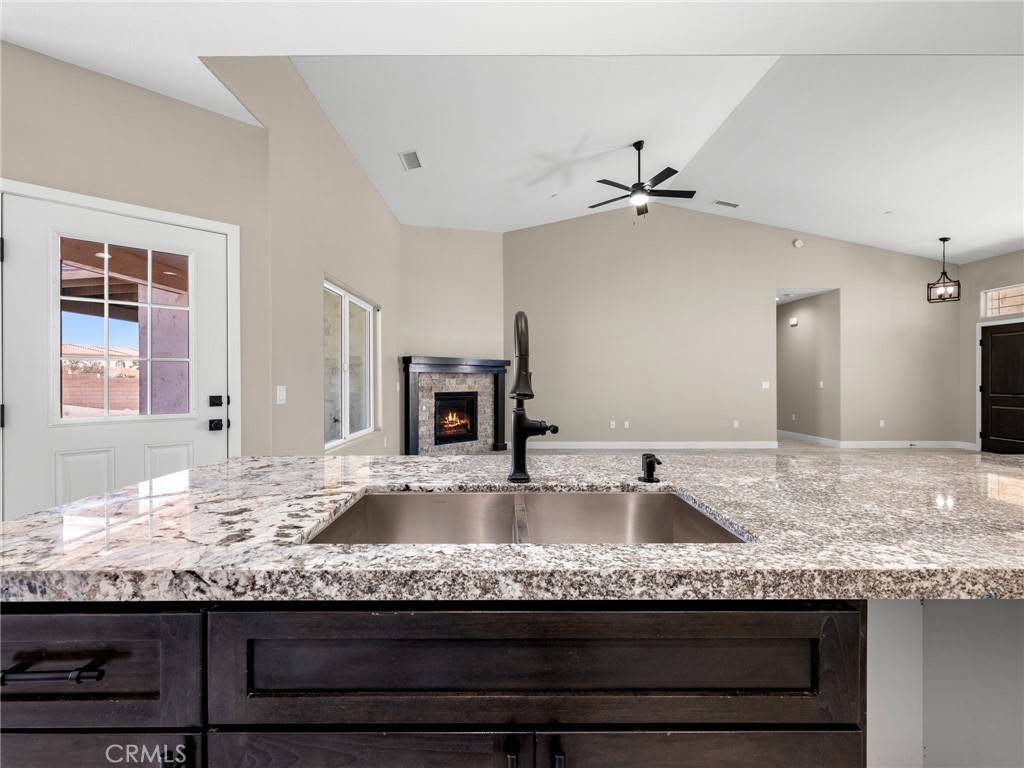 16465 Koda Road Apple Valley, CA 92307 - Photo 19 of 46