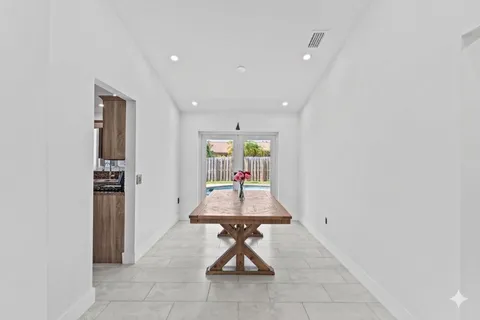 $549,999 | 11831 Northwest 38th Place, Sunrise, FL 33323