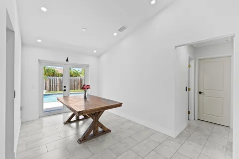 $549,999 | 11831 Northwest 38th Place, Sunrise, FL 33323