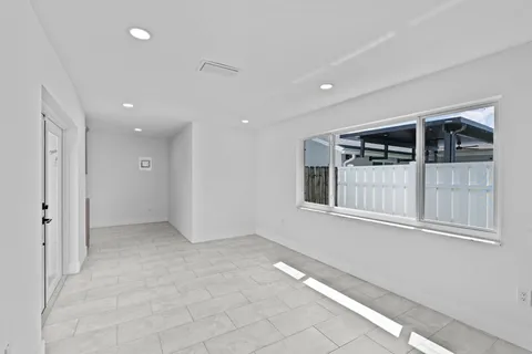 $549,999 | 11831 Northwest 38th Place, Sunrise, FL 33323