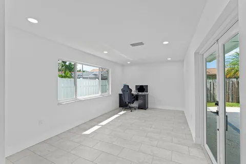 $549,999 | 11831 Northwest 38th Place, Sunrise, FL 33323