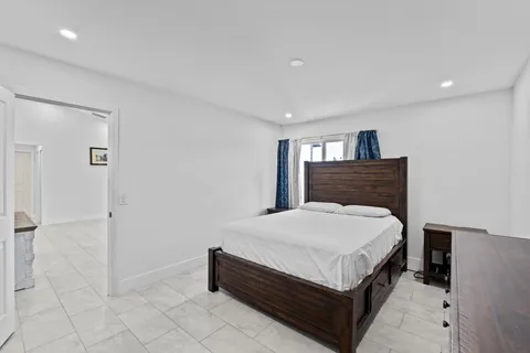 $549,999 | 11831 Northwest 38th Place, Sunrise, FL 33323
