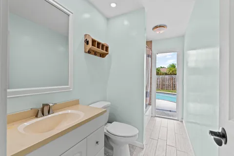 $549,999 | 11831 Northwest 38th Place, Sunrise, FL 33323