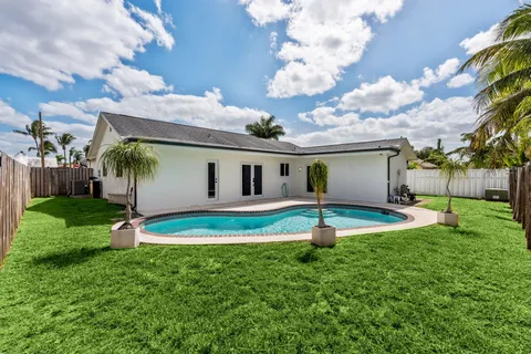 $549,999 | 11831 Northwest 38th Place, Sunrise, FL 33323