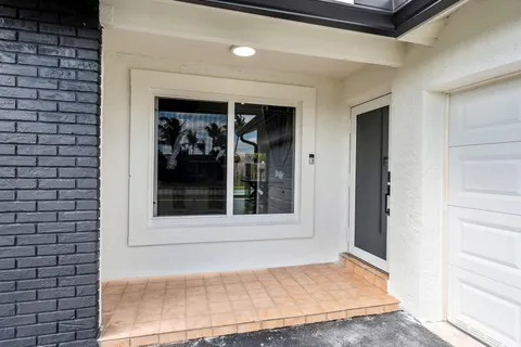 $549,999 | 11831 Northwest 38th Place, Sunrise, FL 33323