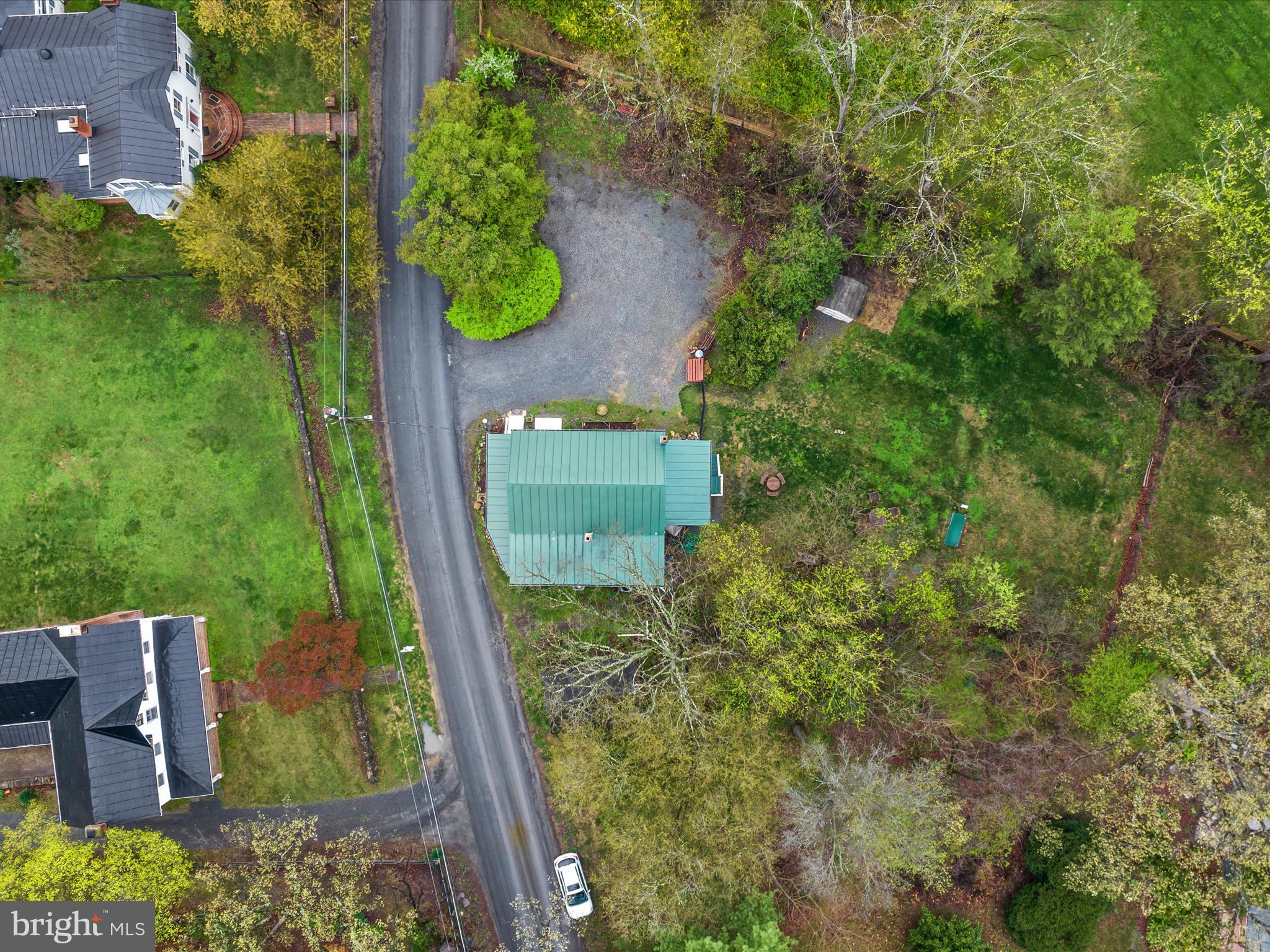 36610 Philomont Road Purcellville, VA 20132 - Photo 36 of 61 a view of a garden