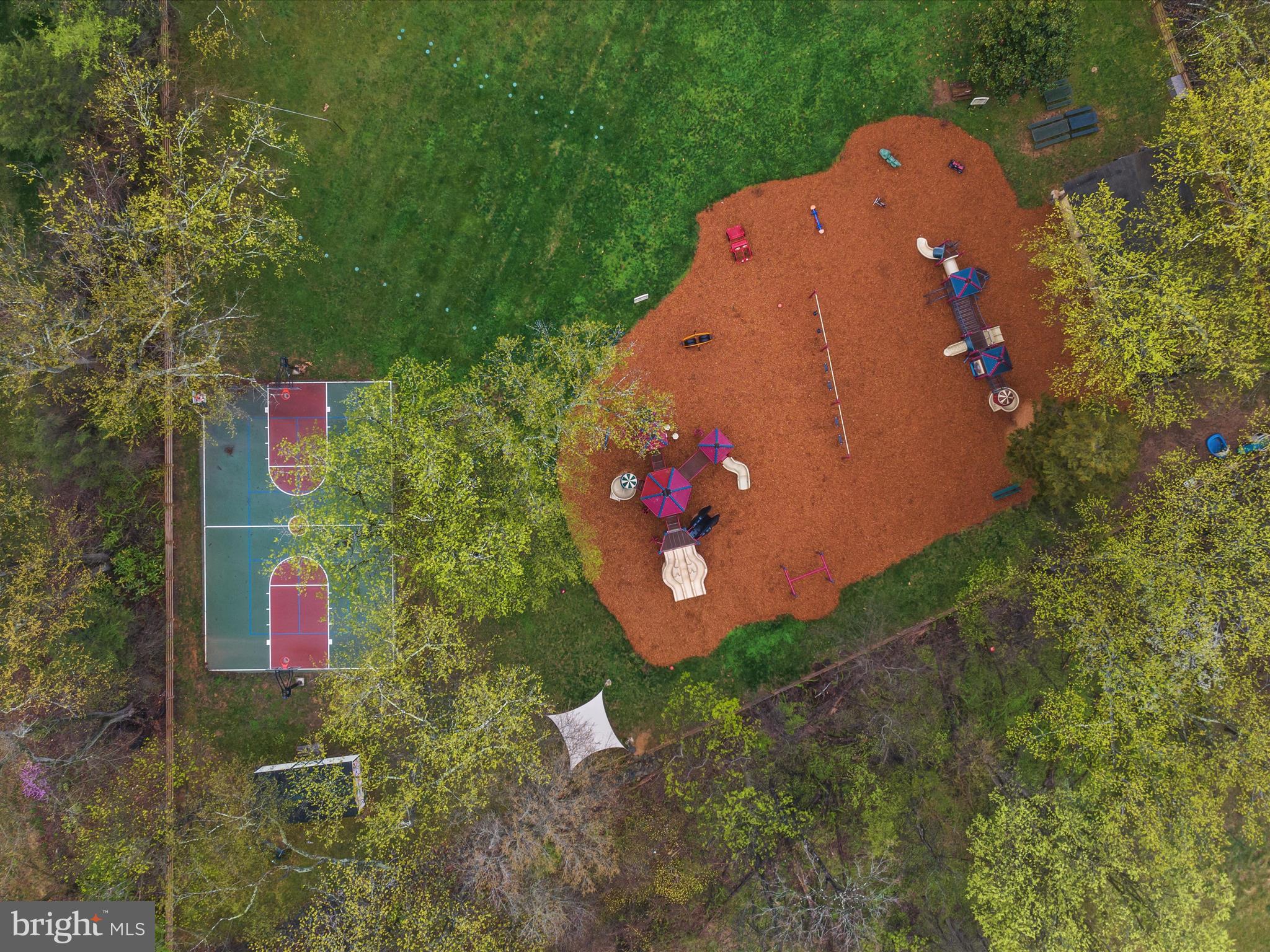 36610 Philomont Road Purcellville, VA 20132 - Photo 47 of 61 an aerial view of a house