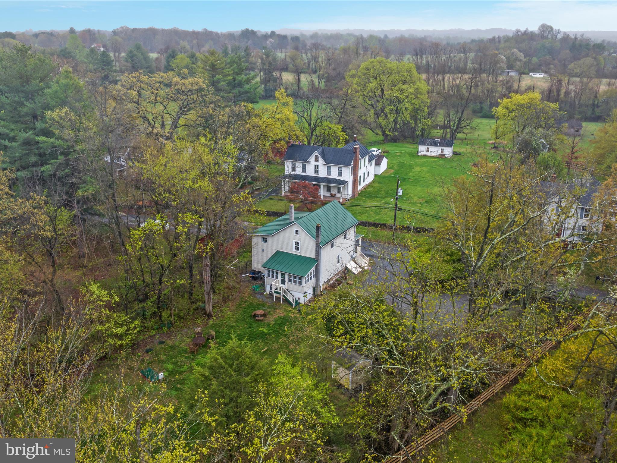 36610 Philomont Road Purcellville, VA 20132 - Photo 48 of 61 a view of a city