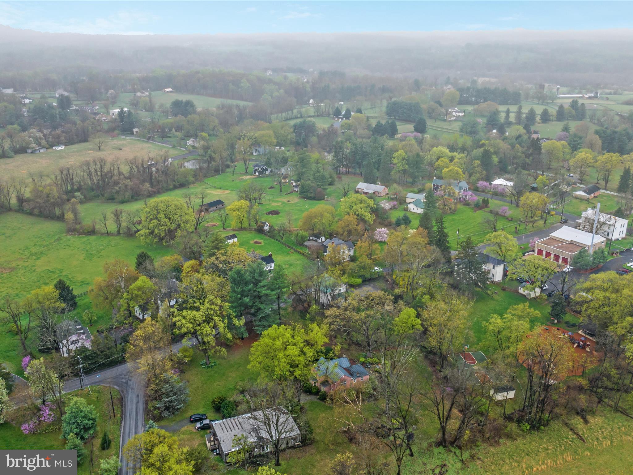 36610 Philomont Road Purcellville, VA 20132 - Photo 61 of 61 a view of a city