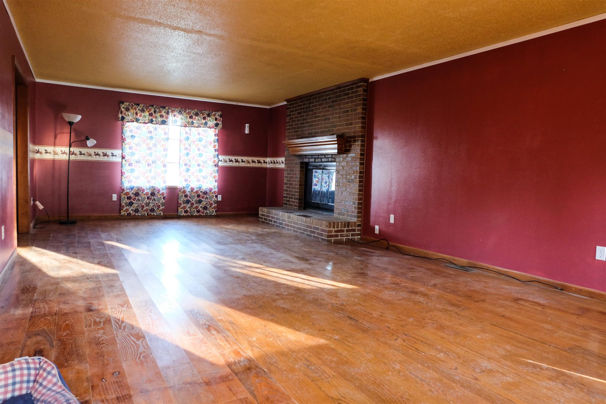 500 Higgins Road Wartrace, TN 37183 - Photo 8 of 23 Family Room with wood burning fireplace