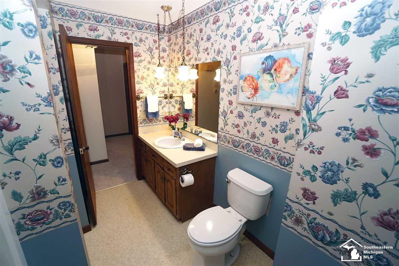 15366 Todd Road Petersburg, MI 49270 - Photo 24 of 37 31388239-23.JPG
