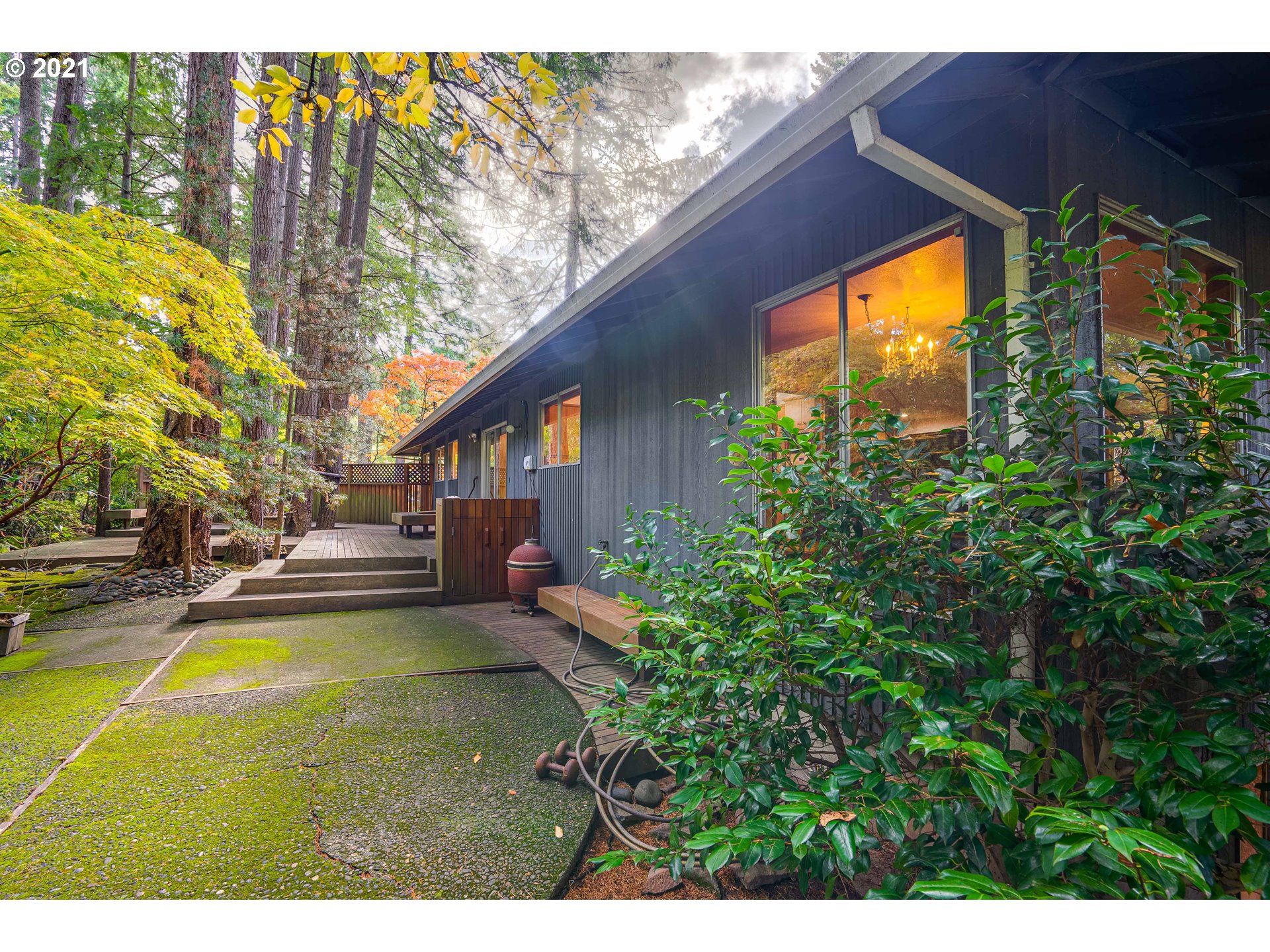 13695 Southwest Hargis Road Beaverton, OR 97008 - Photo 15 of 31 Gallery Image 15