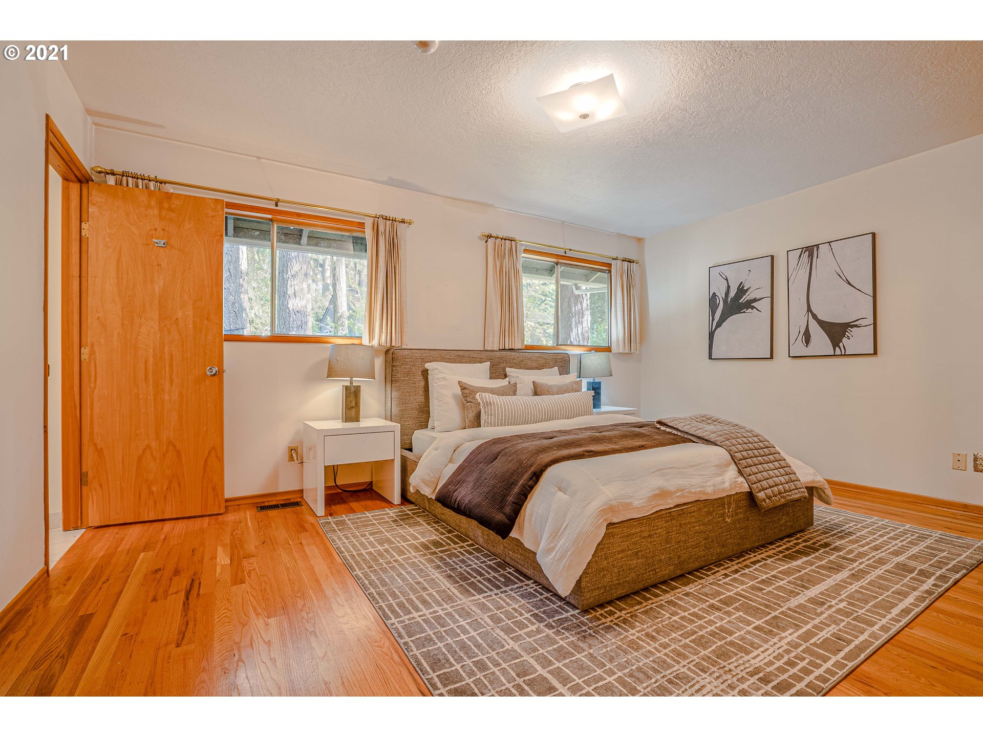 13695 Southwest Hargis Road Beaverton, OR 97008 - Photo 17 of 31 Gallery Image 17