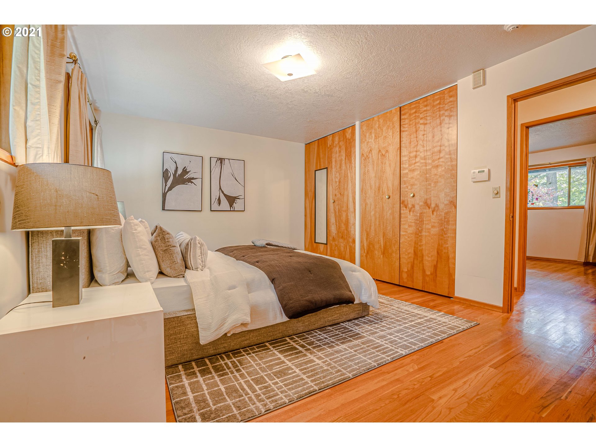 13695 Southwest Hargis Road Beaverton, OR 97008 - Photo 18 of 31 Gallery Image 18