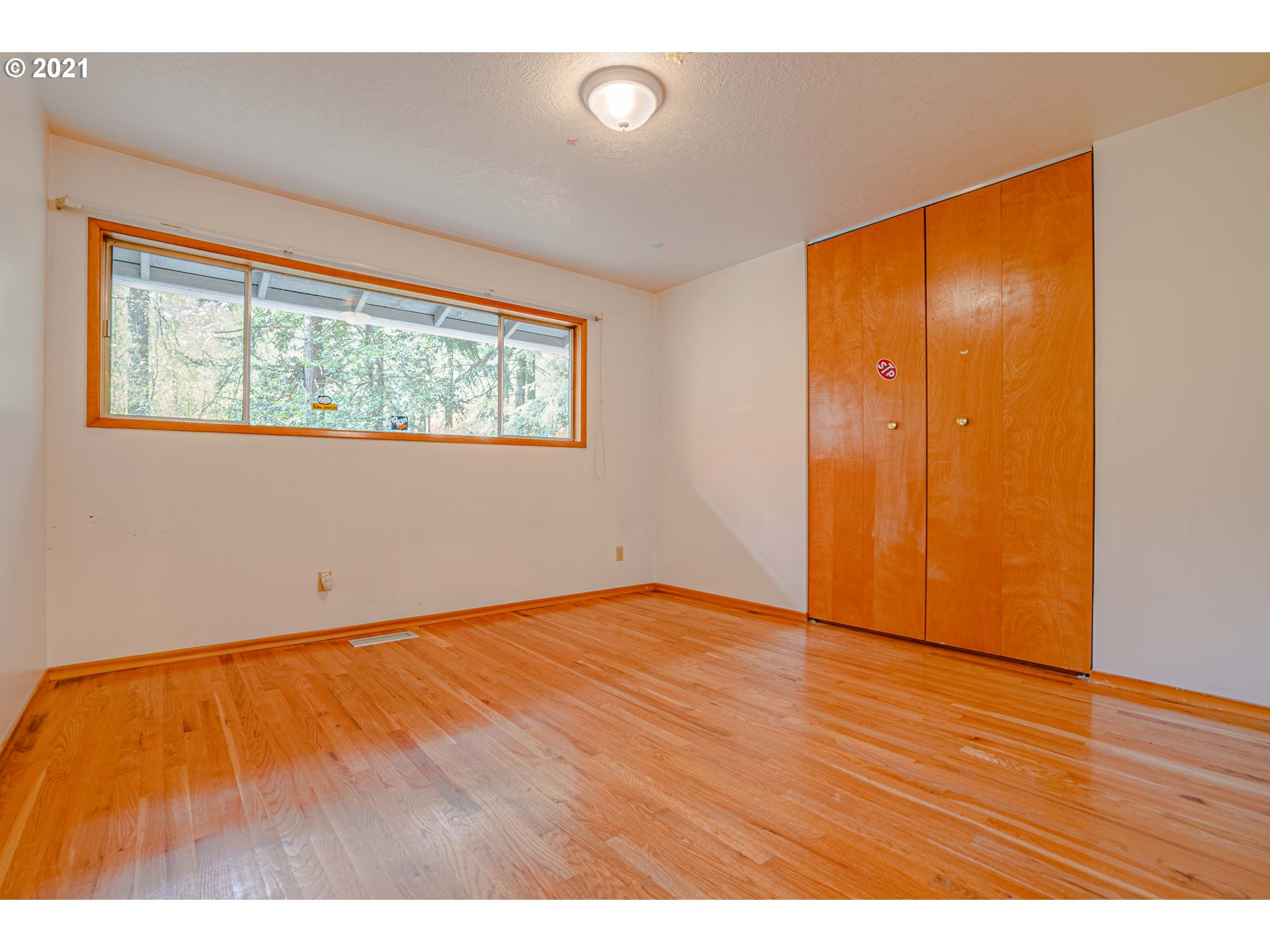 13695 Southwest Hargis Road Beaverton, OR 97008 - Photo 21 of 31 Gallery Image 21