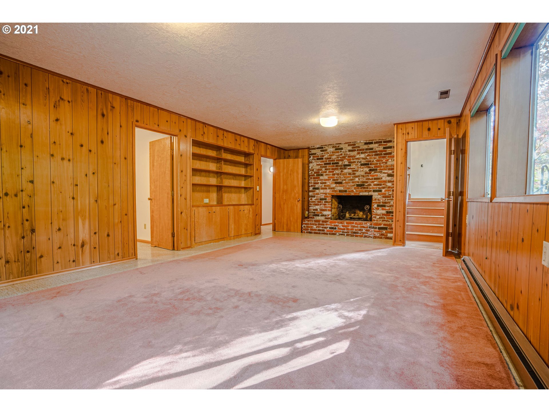 13695 Southwest Hargis Road Beaverton, OR 97008 - Photo 23 of 31 Gallery Image 23