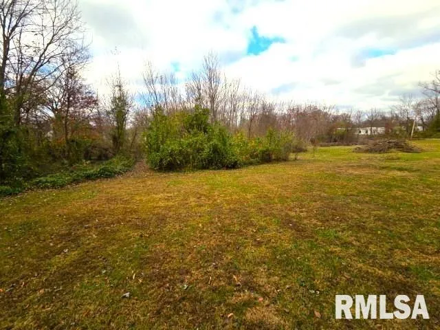 $27,500 | 155 East 4th Street, Bonnie, IL 62816