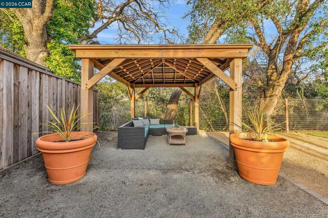 $1,589,000 | 1760 Magnolia Way, Walnut Creek, CA 94595