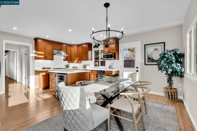 $1,589,000 | 1760 Magnolia Way, Walnut Creek, CA 94595