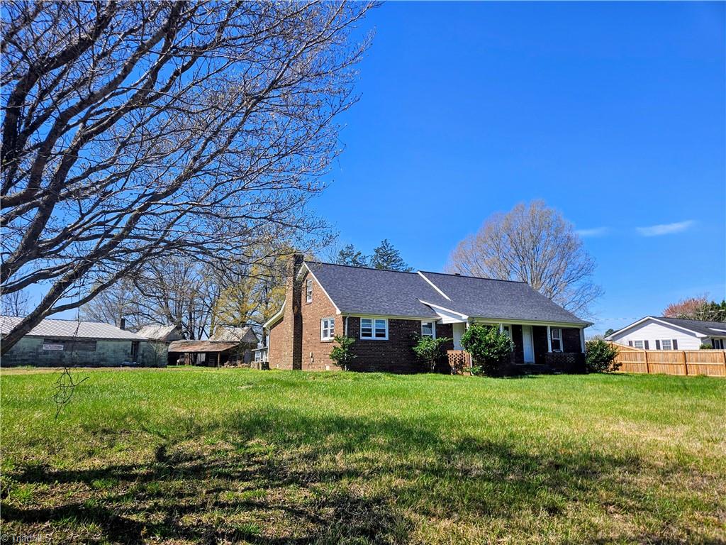 908 Boone Road Burlington, NC 27217 - Photo 1 of 27