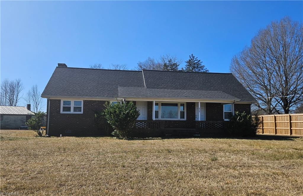 908 Boone Road Burlington, NC 27217 - Photo 1 of 25