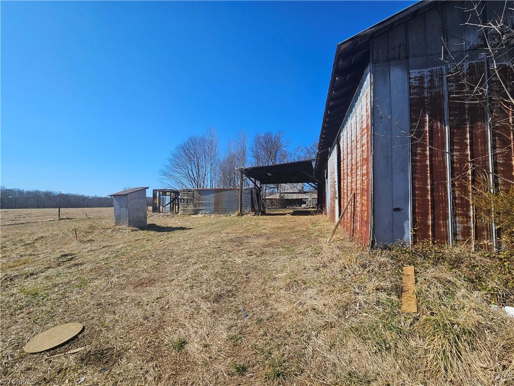 908 Boone Road Burlington, NC 27217 - Photo 23 of 25 Pole Barn - You can buy a Boat