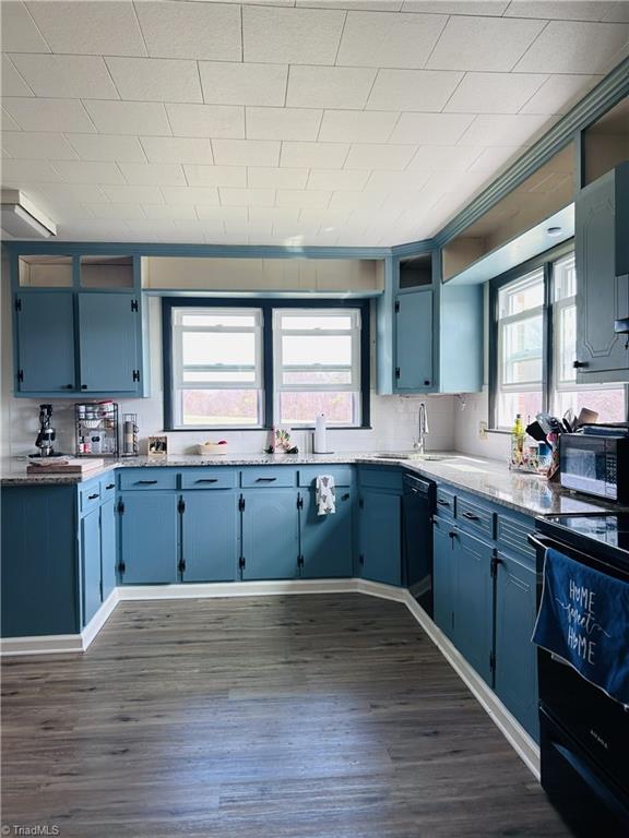 908 Boone Road Burlington, NC 27217 - Photo 7 of 25 Kitchen