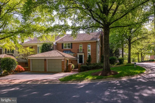 $1,599,000 | 9430 Turnberry Drive, Potomac, MD 20854