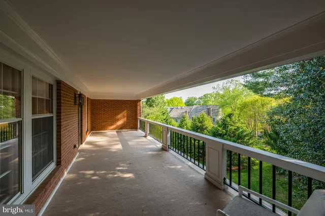 $1,599,000 | 9430 Turnberry Drive, Potomac, MD 20854