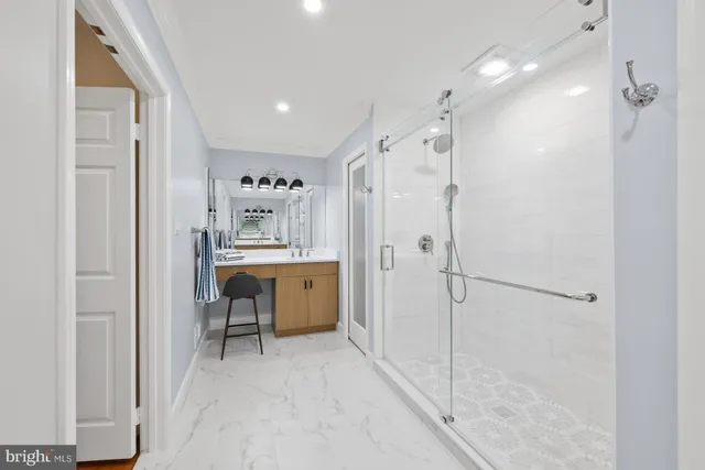 $1,599,000 | 9430 Turnberry Drive, Potomac, MD 20854