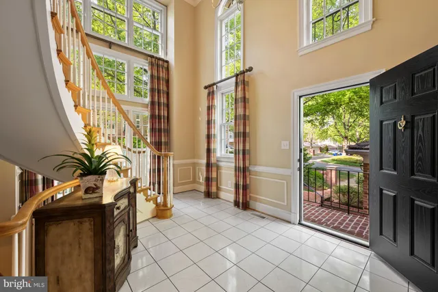 $1,599,000 | 9430 Turnberry Drive, Potomac, MD 20854