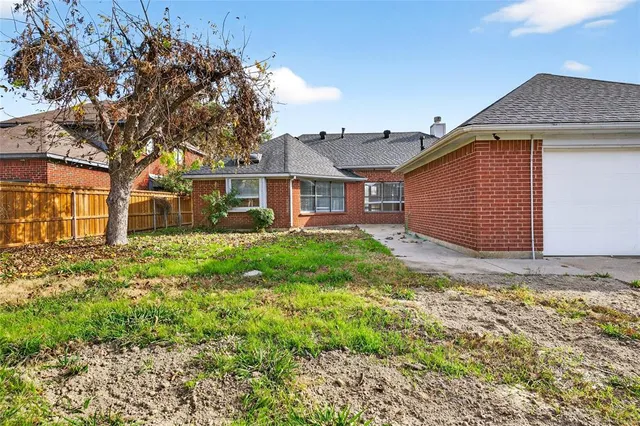 $2,295 | 1617 Briargrove Drive, Mesquite, TX 75181