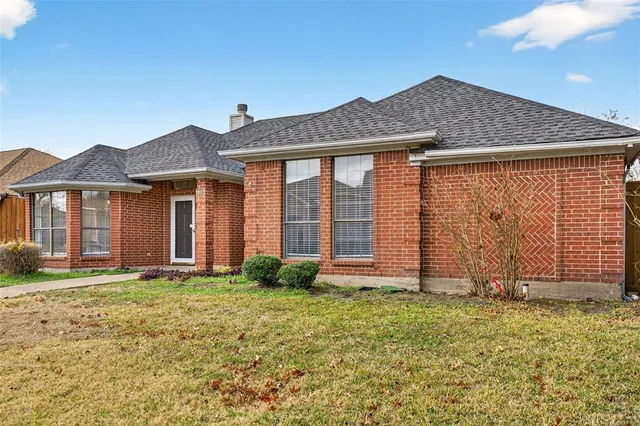 $2,295 | 1617 Briargrove Drive, Mesquite, TX 75181