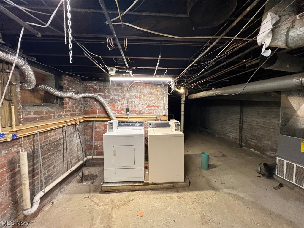 786 Eddy Road Cleveland, OH 44108 - Photo 14 of 16 Basement with separate washer and dryer