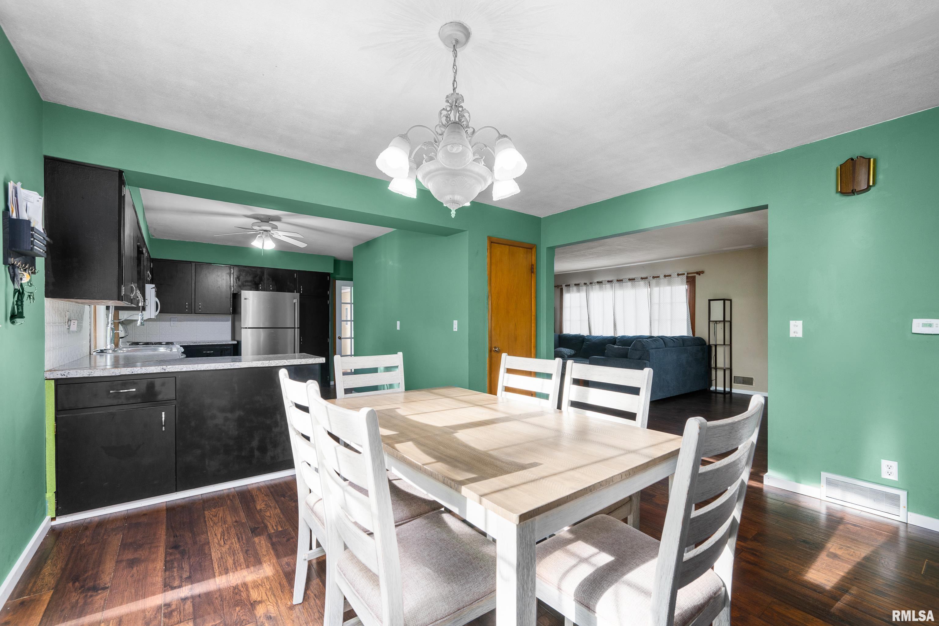 10520 Turkey Hollow Road Taylor Ridge, IL 61284 - Photo 12 of 31 Gallery Image 12